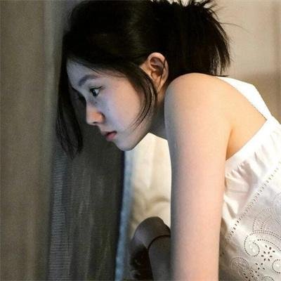 暮年回首爱又生